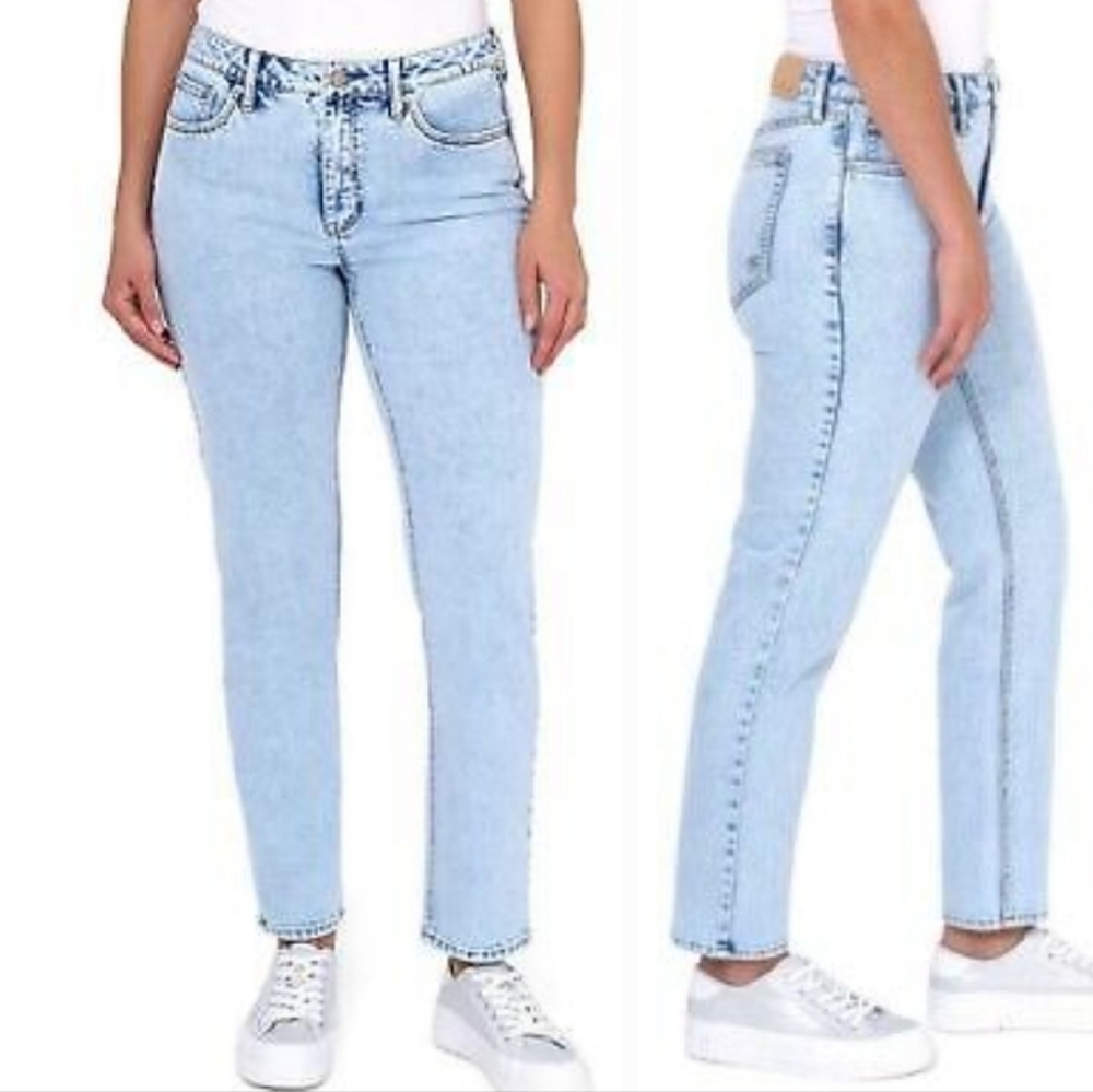 Seven7 Slim Straight Lightwash Jeans size 10